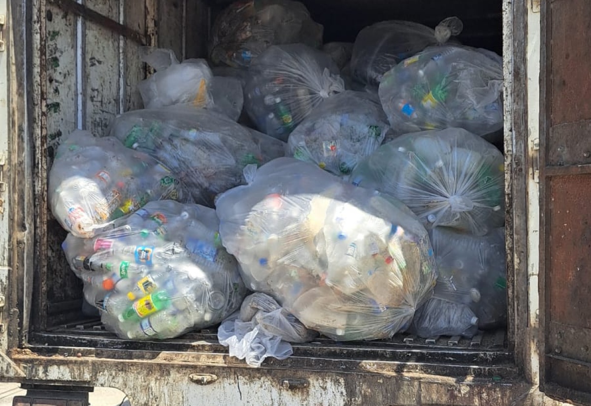 Persons Take Part in International Coastal Cleanup Day