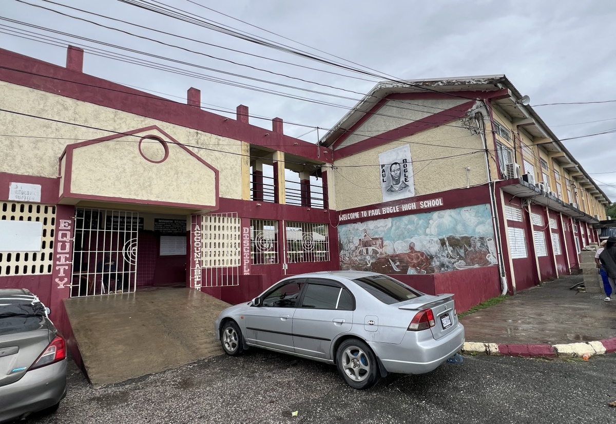 Community Spirit Shines At Paul Bogle High School Shelter