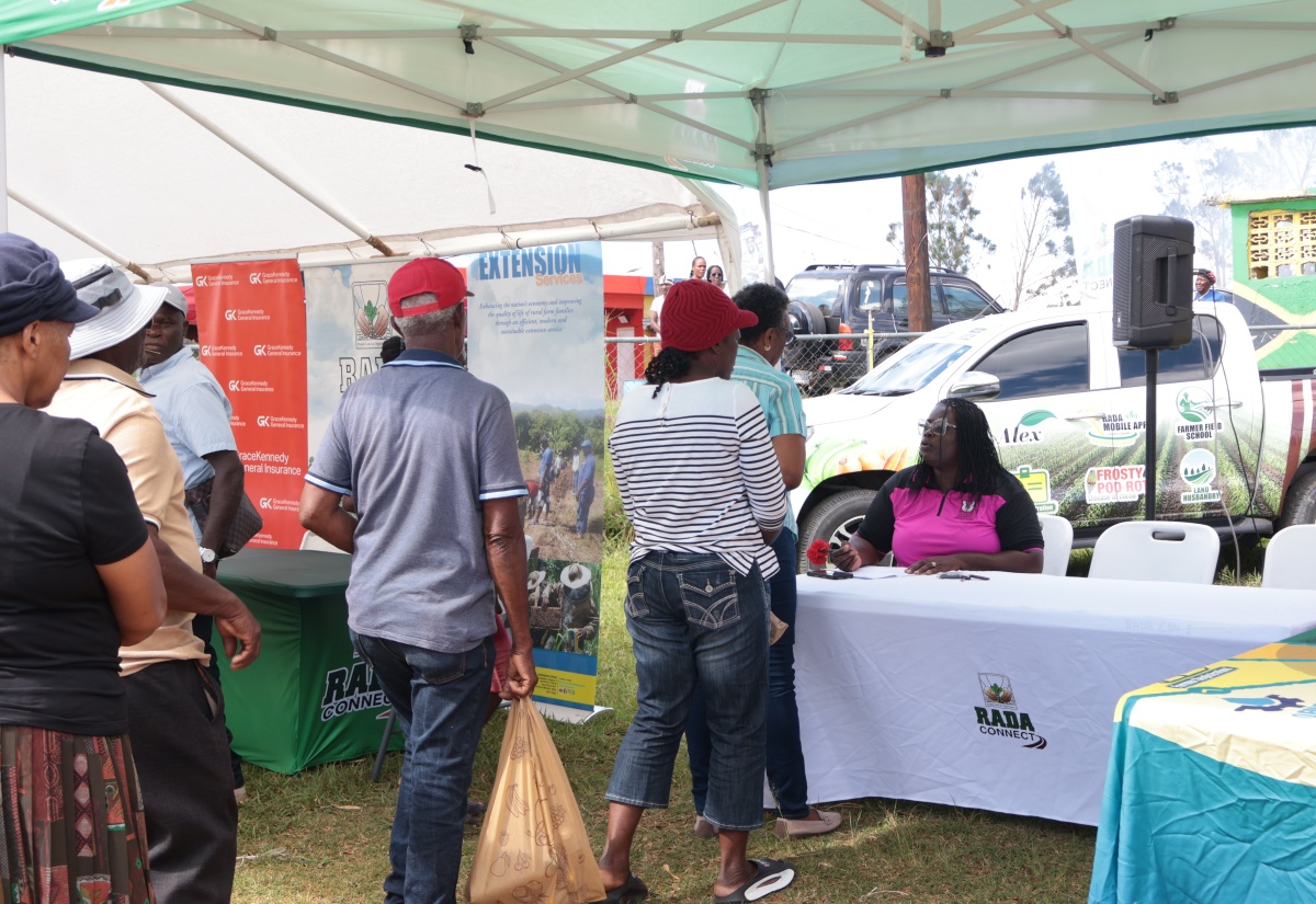32 Farmers In Litchfield, Trelawny, Receive Insurance Payouts To Support Hurricane Recovery