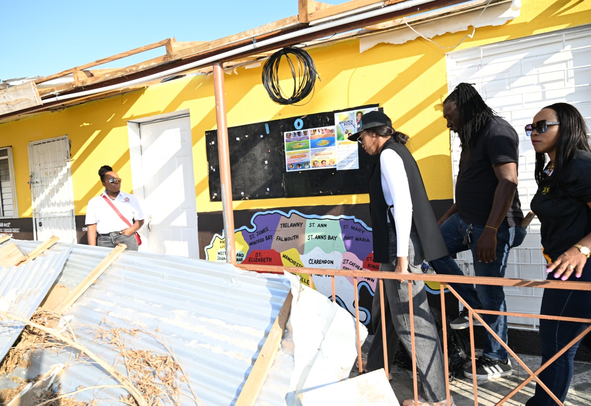 Ministry Calls on Corporate Partners to Prioritise Education System in the West