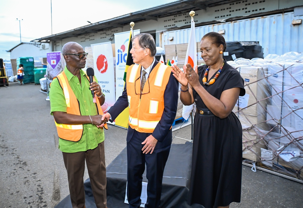 Jamaica Receives Relief Supplies from Japan