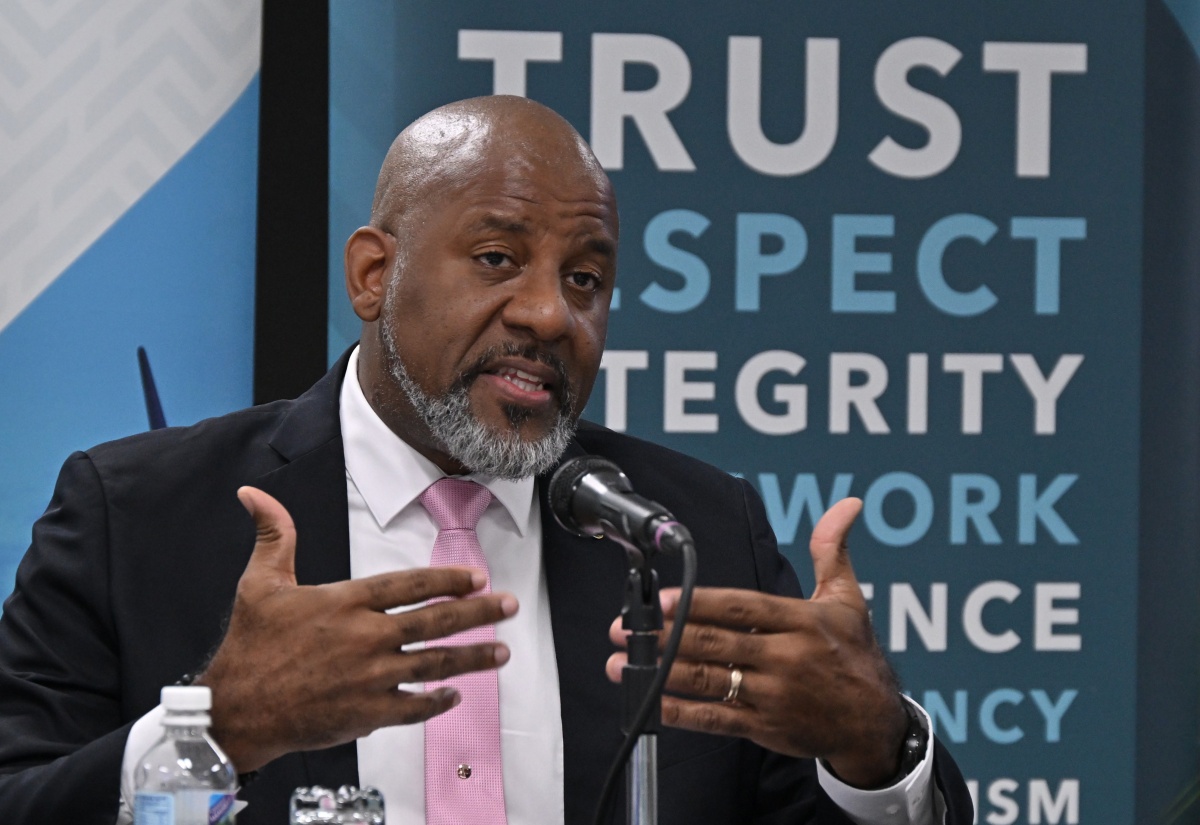 Director General at the Planning Institute of Jamaica (PIOJ), Dr. Wayne Henry, provides an update on Jamaica’s economy during a hybrid press briefing held at the PIOJ’s office in Kingston on Tuesday (November 25).

