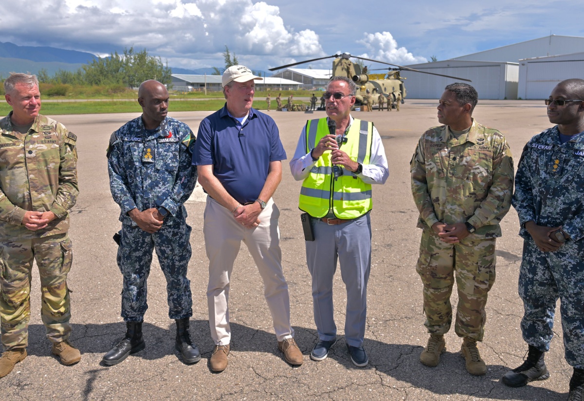 US Sends Helicopters to Assist Disaster Relief