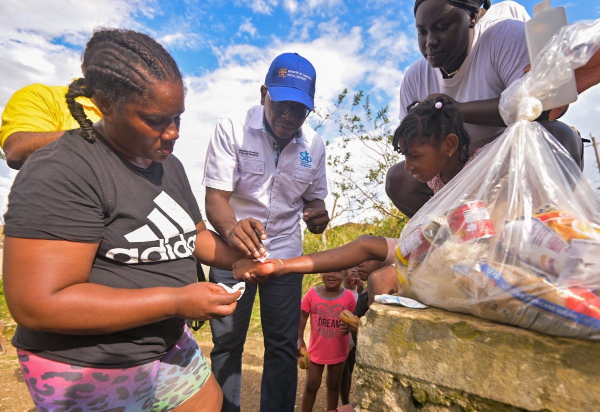 Canadian Liaison Office Assists Labour Ministry’s Relief Efforts In Manchester