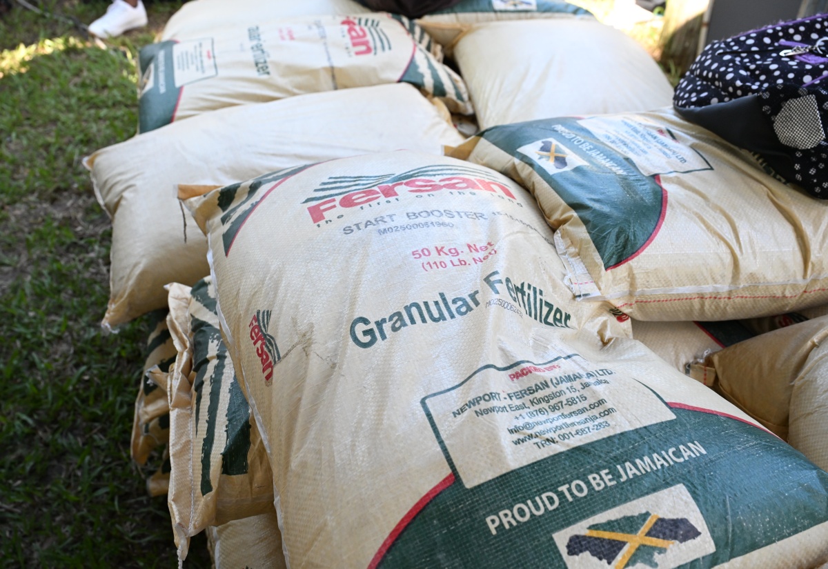 Farmers Benefiting from Donation of Input Supplies by WUSC