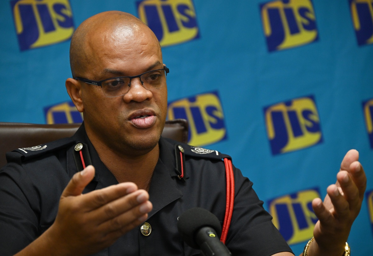 Public Education Officer, Jamaica Fire Brigade (JFB), Superintendent Emeleo Ebanks, addresses a recent JIS Think Tank.

