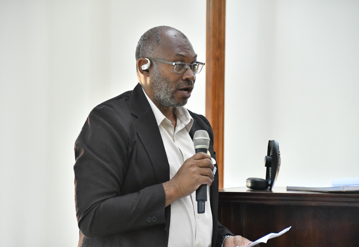 Chief Public Health Inspector for Westmoreland, Steve Morris, addresses the monthly meeting of the Westmoreland Municipal Corporation in Savanna-la-Mar on December 11. 

