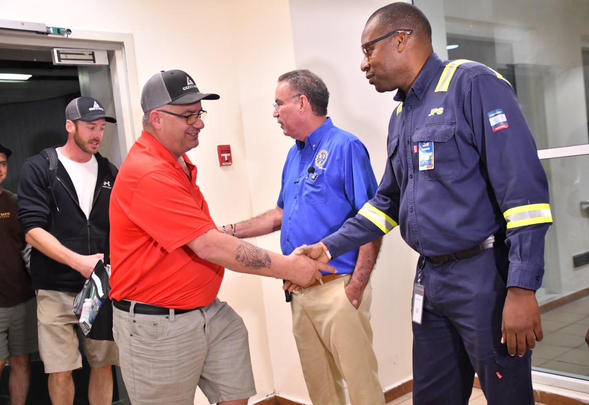 117 Canadian Linesmen Arrive to Strengthen Jamaica’s Electricity Restoration Efforts
