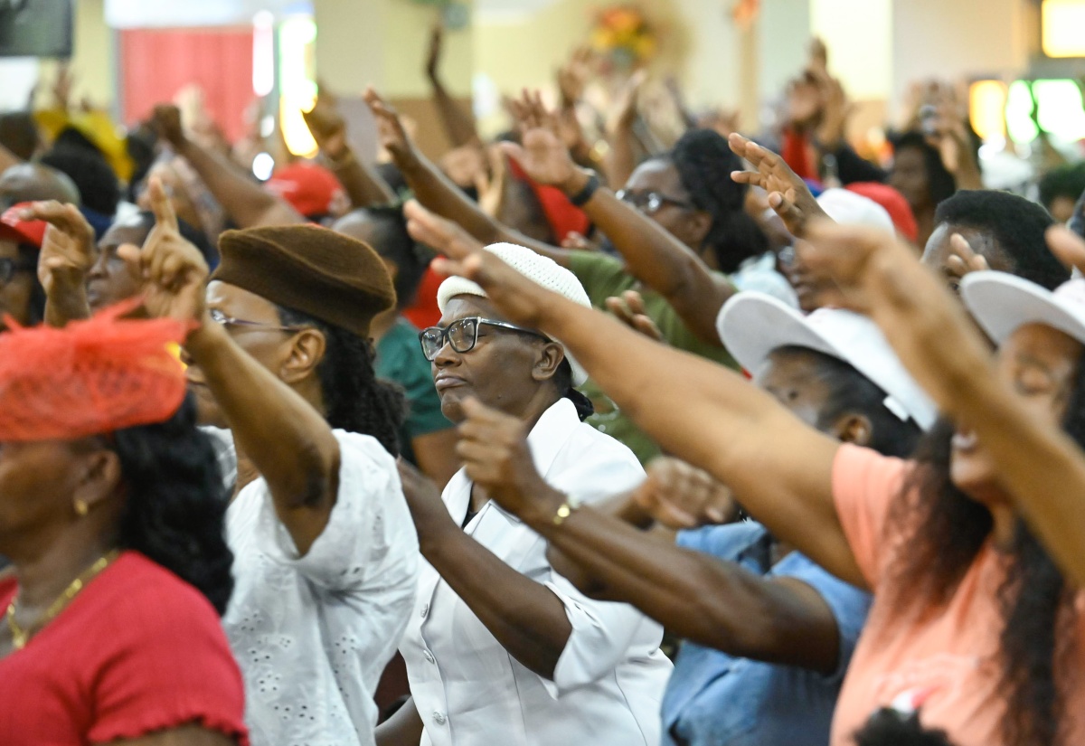 PRIME MINISTER URGES CHURCH PARTNERSHIP TO HELP FURTHER REDUCE JAMAICA’S MURDER RATE