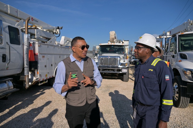 JPS Dispatches More Vehicles And Linesmen