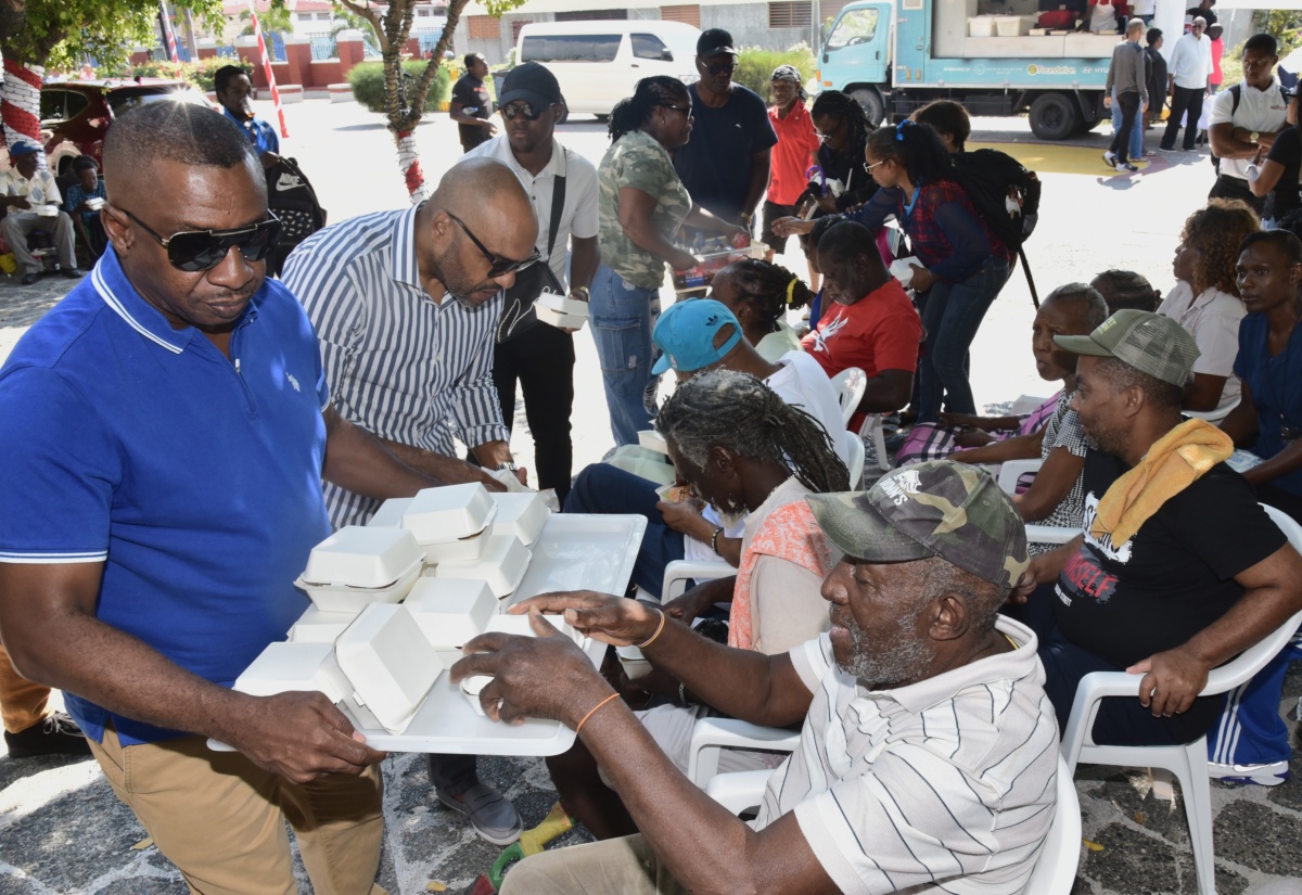PHOTOS: Mayor’s Annual New Year’s Day Feeding