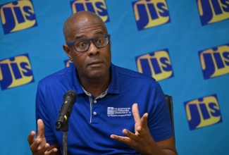 Past President of the Incorporated Masterbuilders Association of Jamaica, Lenworth Kelly, addresses a recent JIS Think Tank at the Agency’s Television Department.

