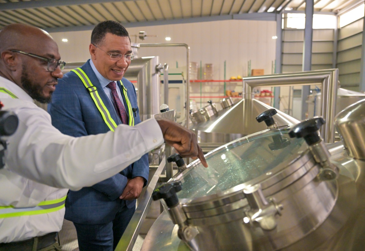 PM Urges Increased Investments in Cutting-Edge Technologies