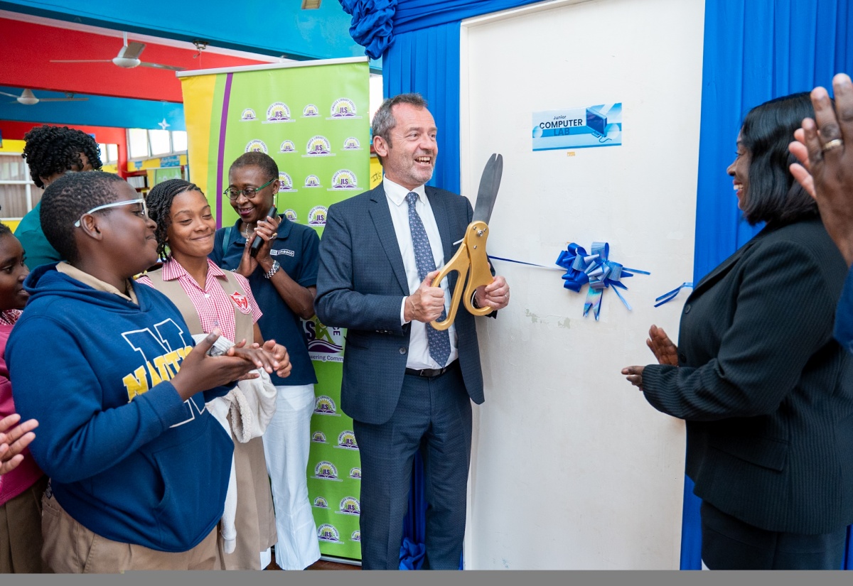 Children’s Computer Lab Reopened at St. James Parish Library