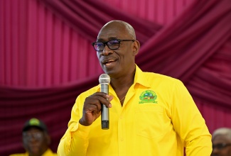 President of the College of Agriculture, Science and Education (CASE) Alumni Association, Everett Hyatt, speaks during the recent Founders’ Weekend event at the institution in Portland.

