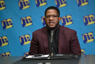 General Practitioner and Researcher, Dr. D. Malcolm Brewster, shares findings from his research on medication adherence at a JIS Think Tank on March 19.