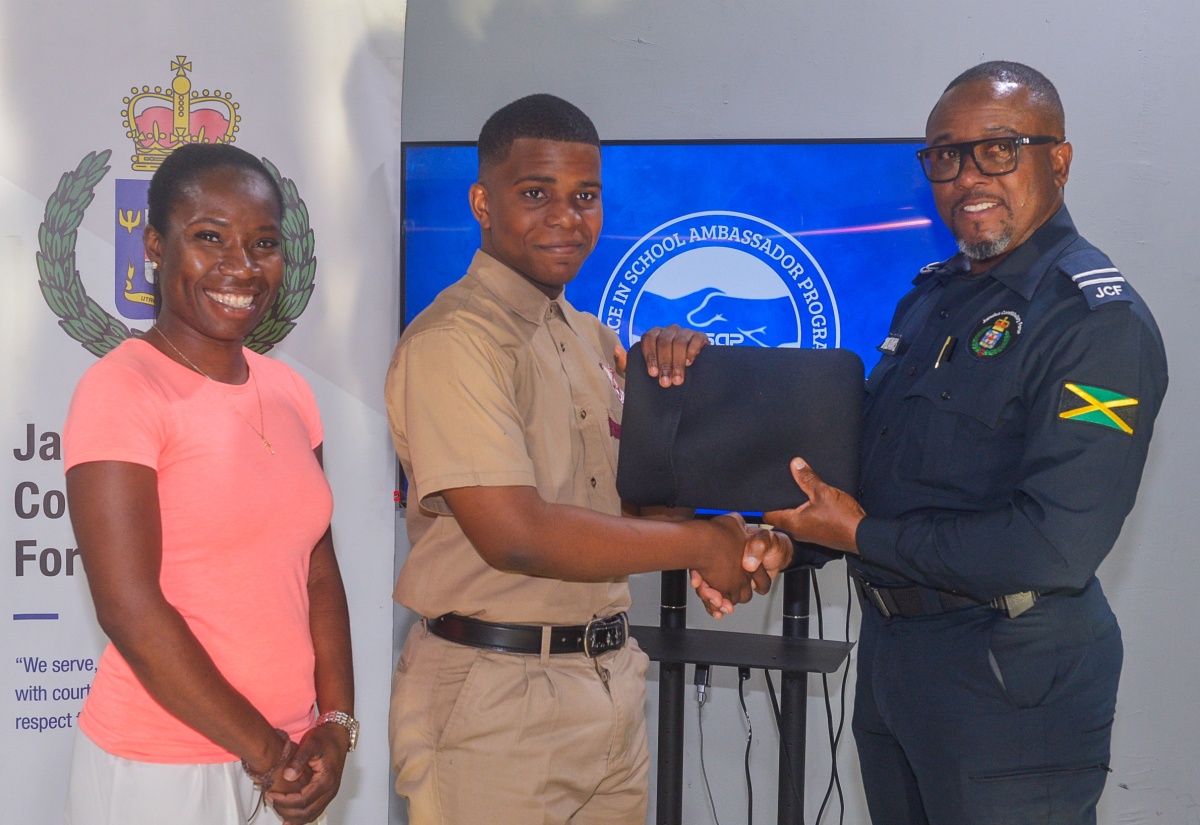 High-School Students Receive Laptops