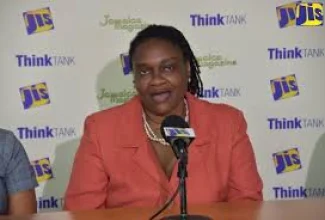 Cancer Patients Urged to Consult Doctors Before Using Herbal Remedies