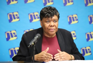 Chief Executive Officer of the Consumer Affairs Commission, Dolsie Allen, addresses a Jamaica Information Service (JIS) Think Tank on Wednesday, March 4.

