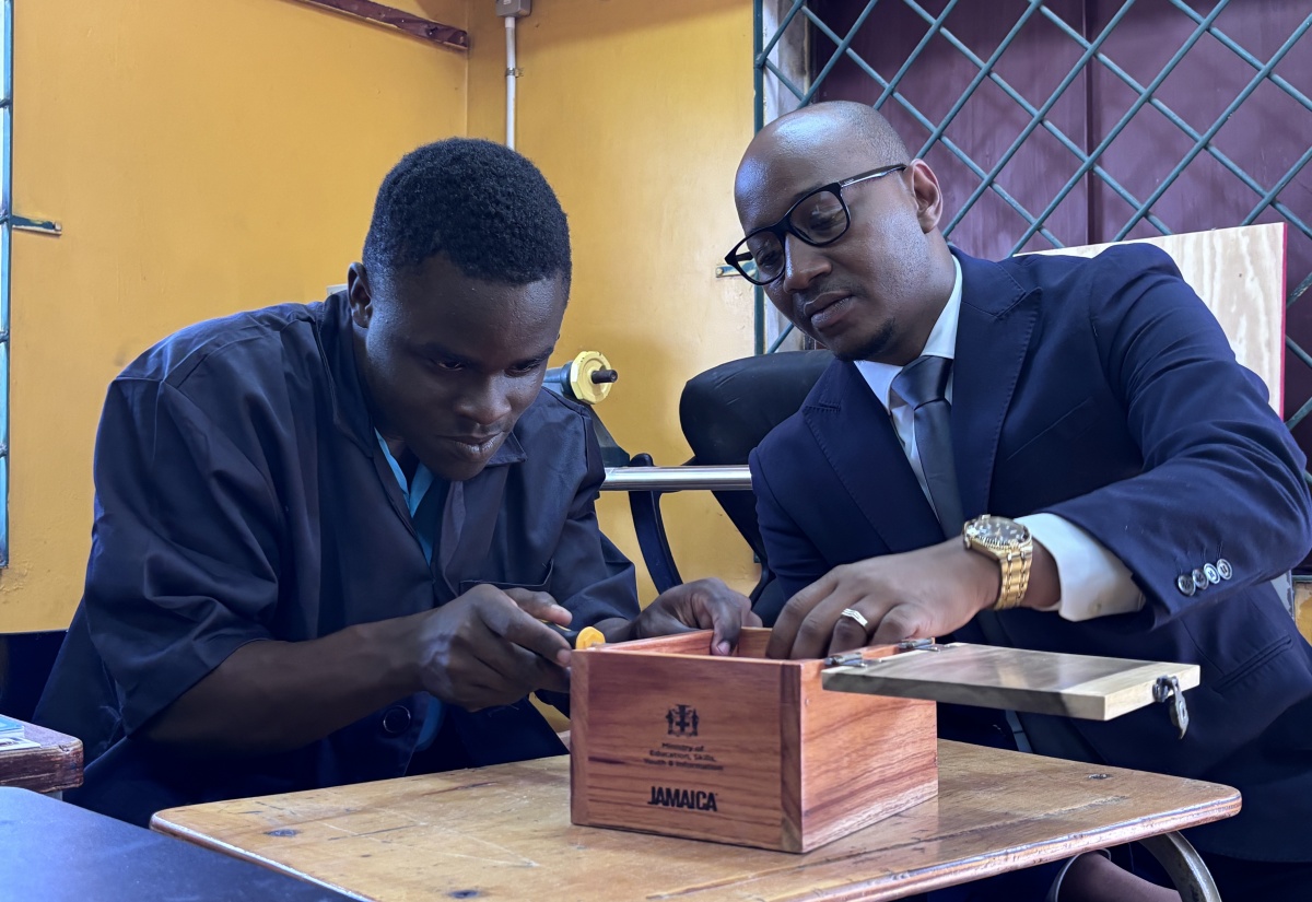 St. Lucia’s Minister Visits Windsor School of Special Education