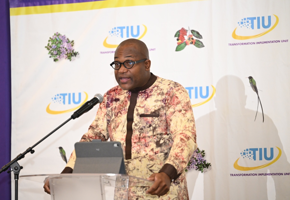 Public-Sector Debaters Urged to Develop Innovative Solutions