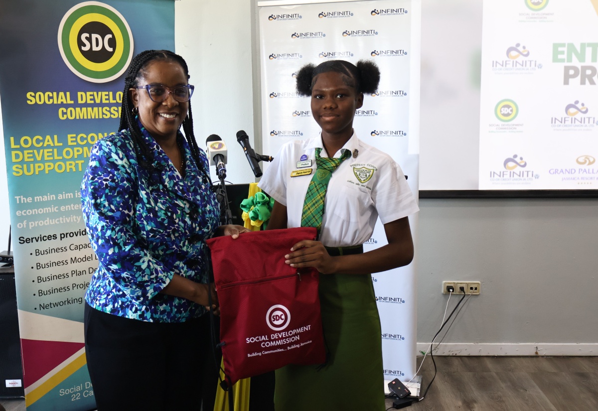 Hanover Students Receive Support to Launch Microenterprises