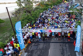 Thousands assemble at the start line for the 2024 staging of the Jill Stewart MoBay City Run.
