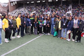 PHOTOS: US Ambassador Attends Penn Relays