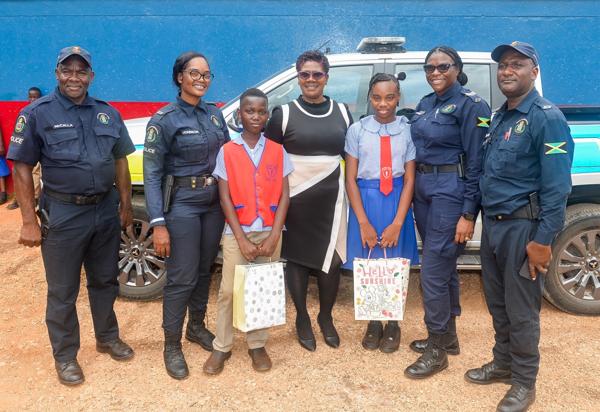Guanaboa Vale Police Station Conducts Outreach Initiative