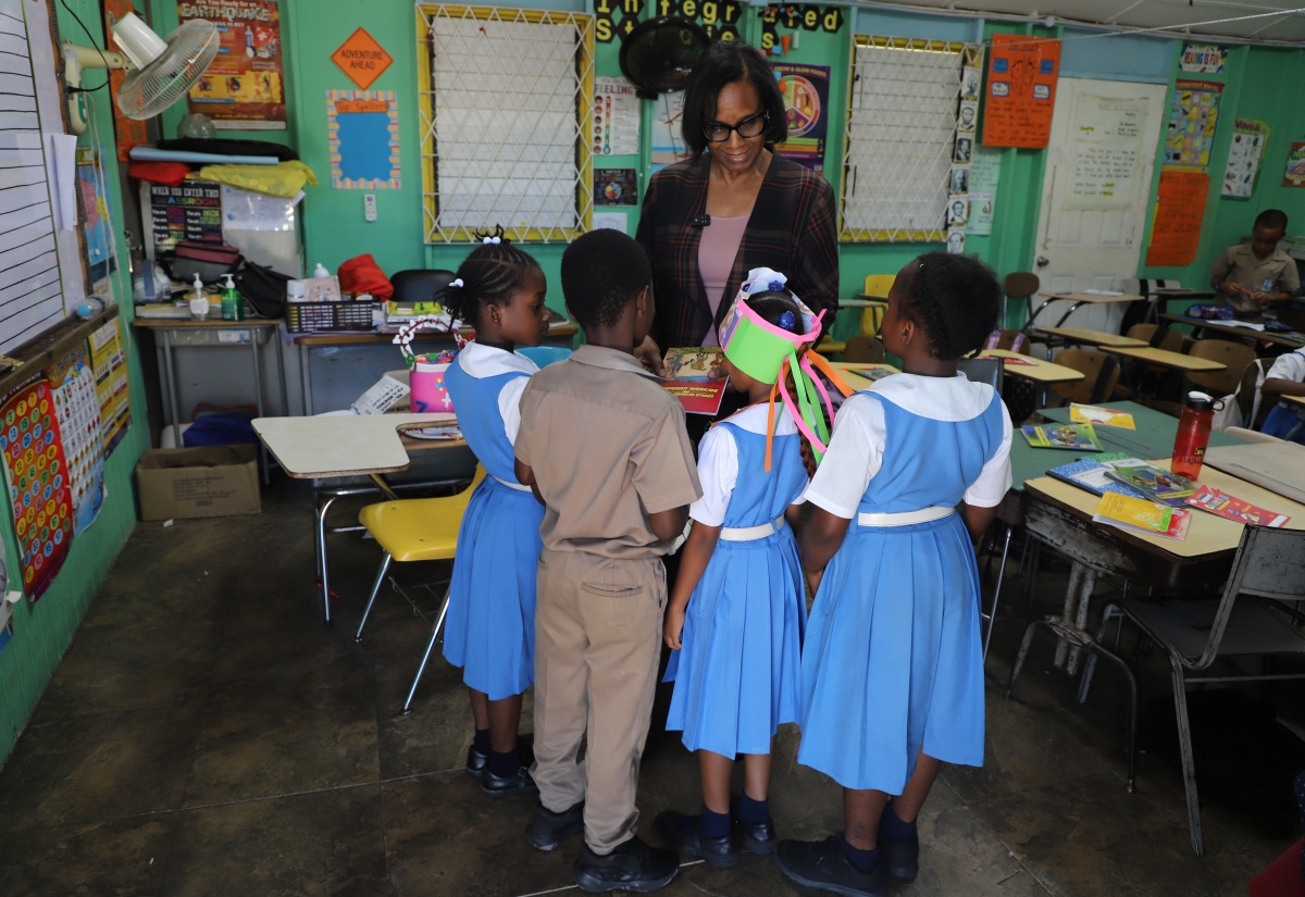PHOTOS: JIS Participates in Read Across Jamaica at Alpha Primary School