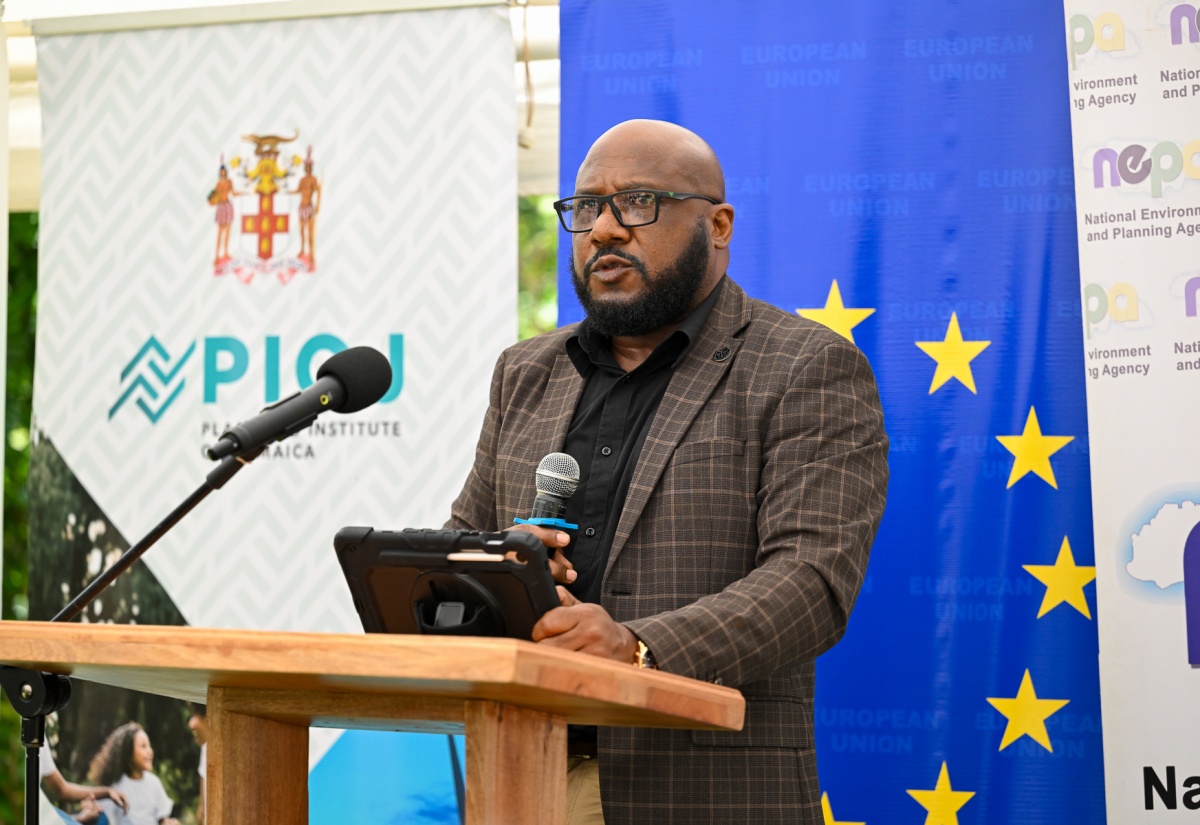 EU Hands Over Fencing and Equipment to Mason River Protected Area