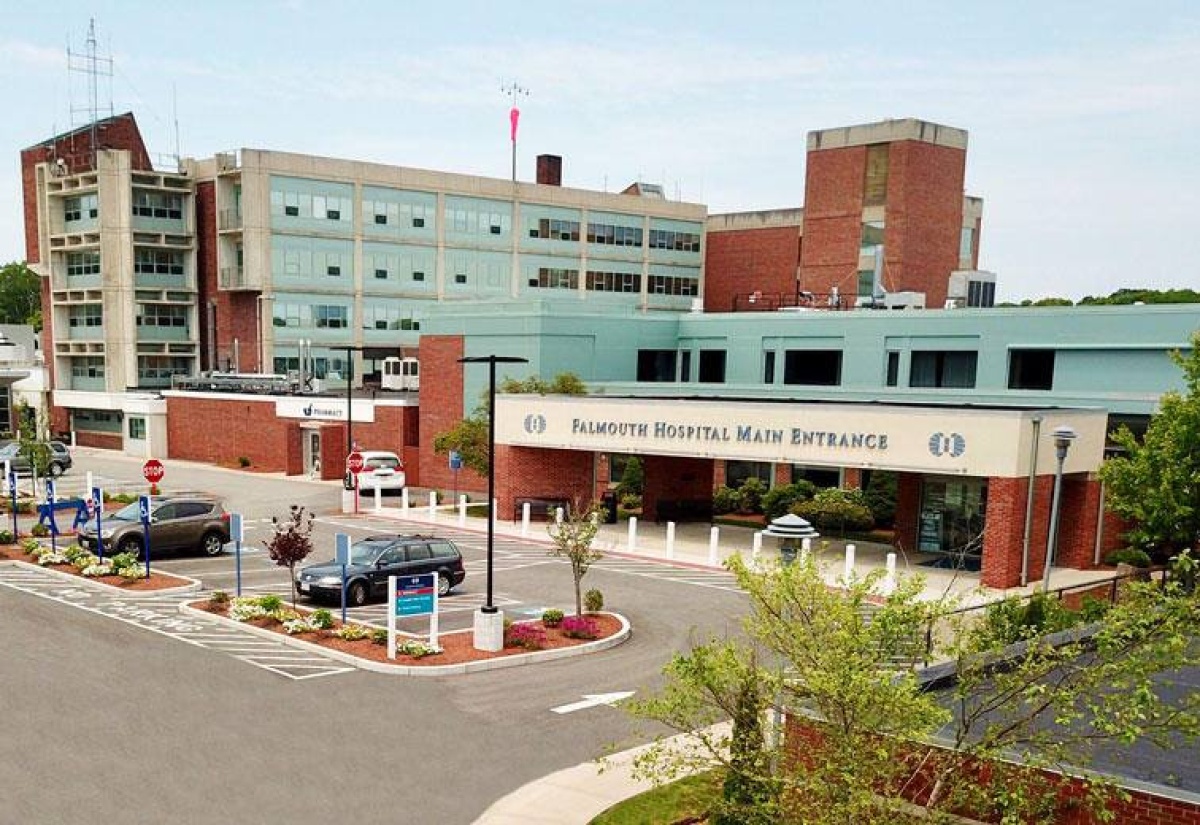 The entrance to Trelawny’s main healthcare facility, the Falmouth Hospital in the town of Falmouth

