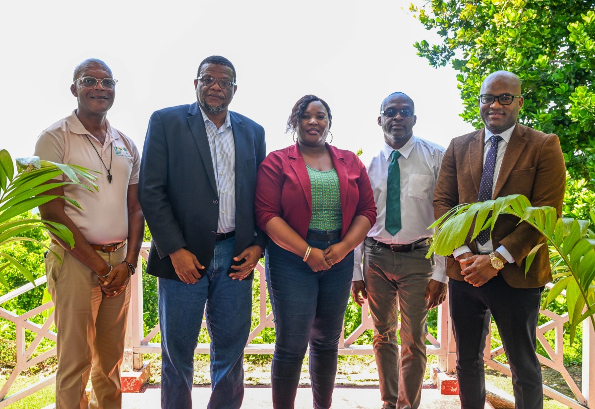 CASE Showcases Agricultural Innovation to OECS Education Leaders