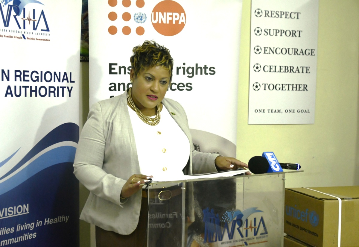 Hurricane Affected Health Facilities Get Reproductive Health and Specialised Midwifery Kits