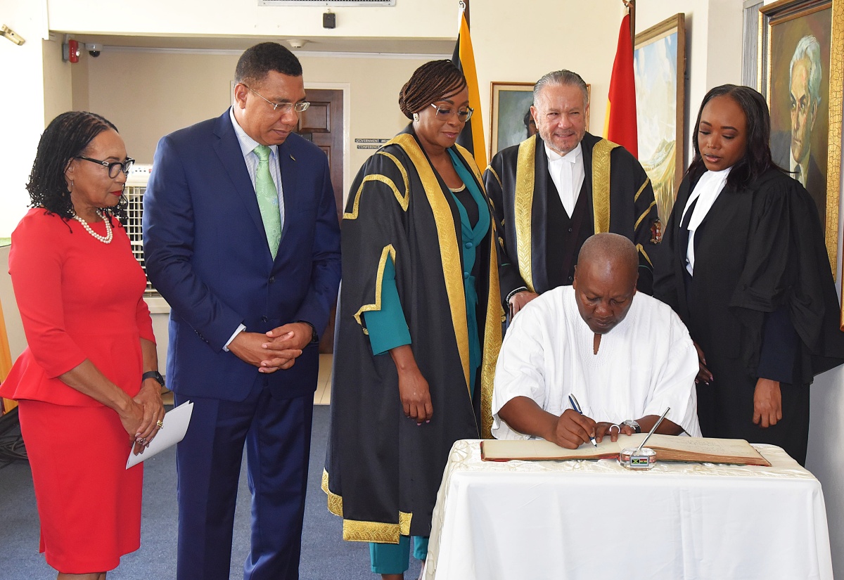 PHOTOS: Ghana President Addresses Special Joint Sitting of Parliament