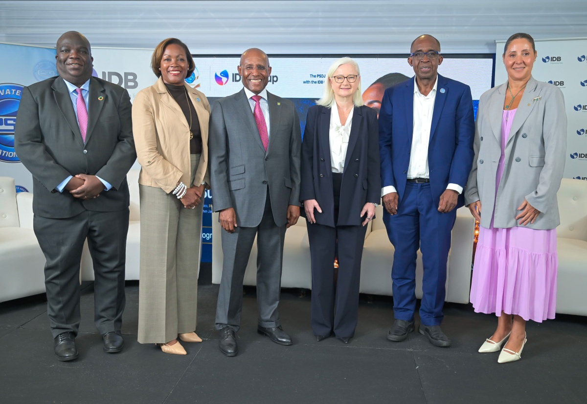 Minister Hill Urges Businesses to Build Bridges to Success