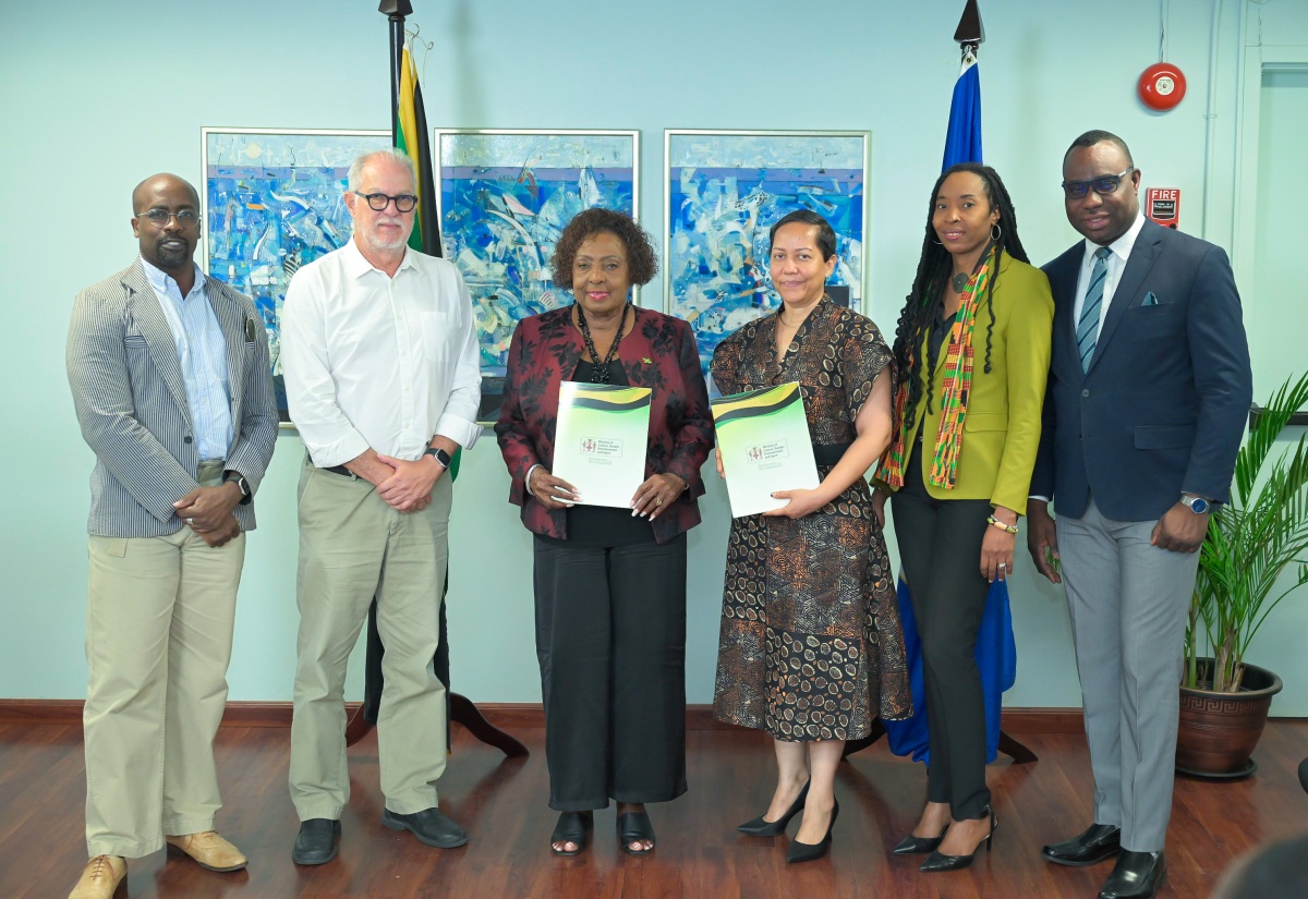 Jamaica, OAS Sign Agreement to Strengthen Cultural Ties