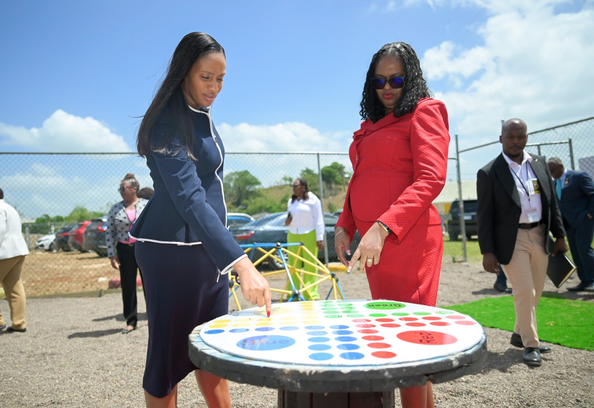 Education State Minister Urges Students to Focus on Excellence