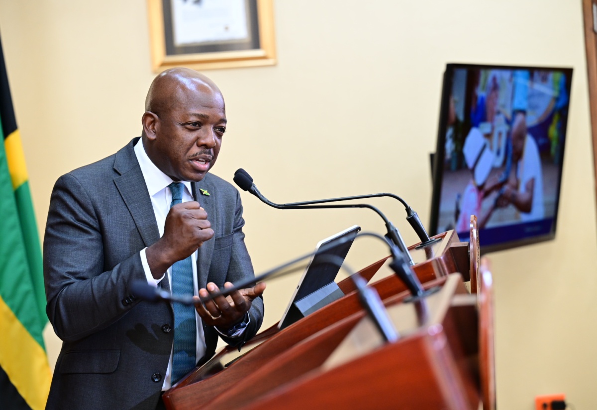 Senior Citizens Complete Digital Literacy Programme