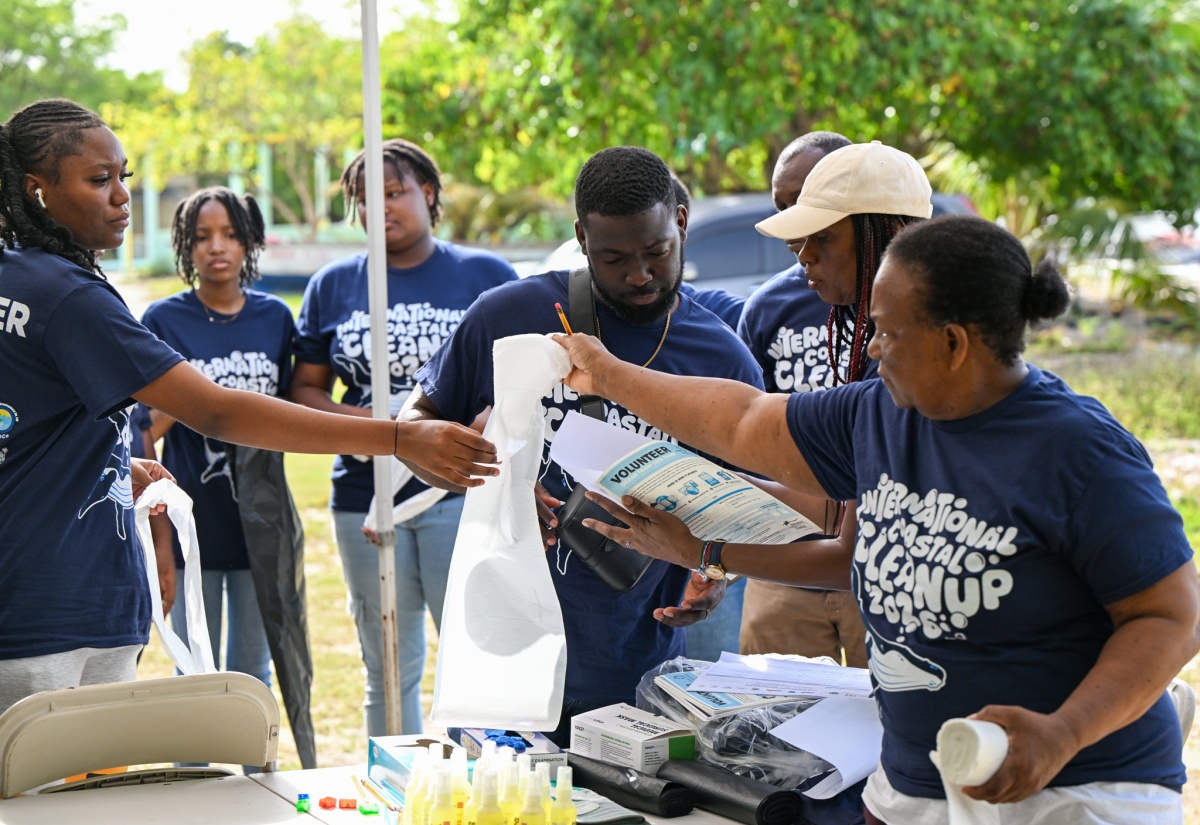 Jamaicans Urged to Clean the Beaches Regularly