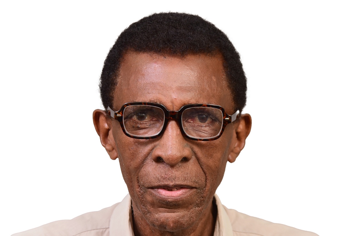 Late veteran journalist Balford Henry
