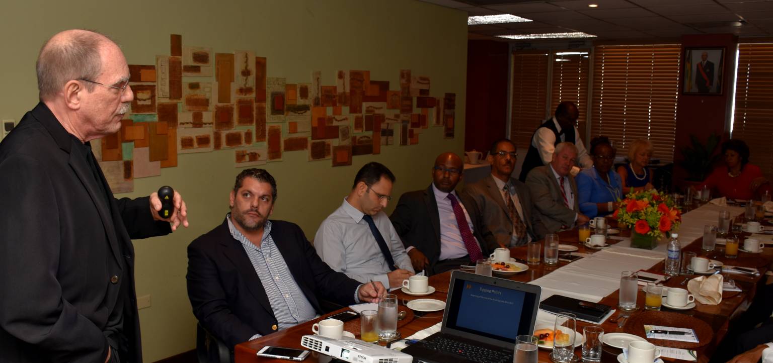 Strategic consultant and futurist, David Houle (left) makes a presentation to a group of business leaders attending a forum held at the Jamaica Promotions Corporation’s (JAMPRO) headquarters in New Kingston on March 10.