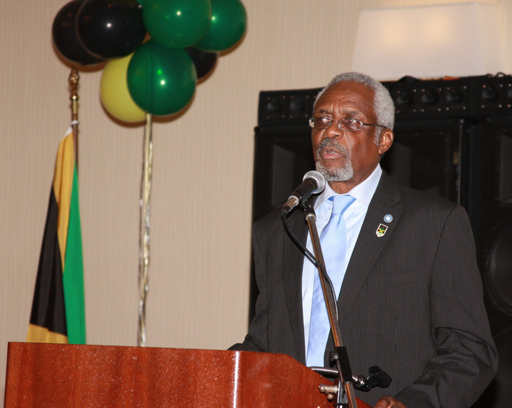 Jamaica’s outgoing Honorary Consul to Atlanta, Vin Martin, addresses members of the Jamaican community and friends of Jamaica, at the Atlanta/Montego Bay Sister Cities fundraising gala.