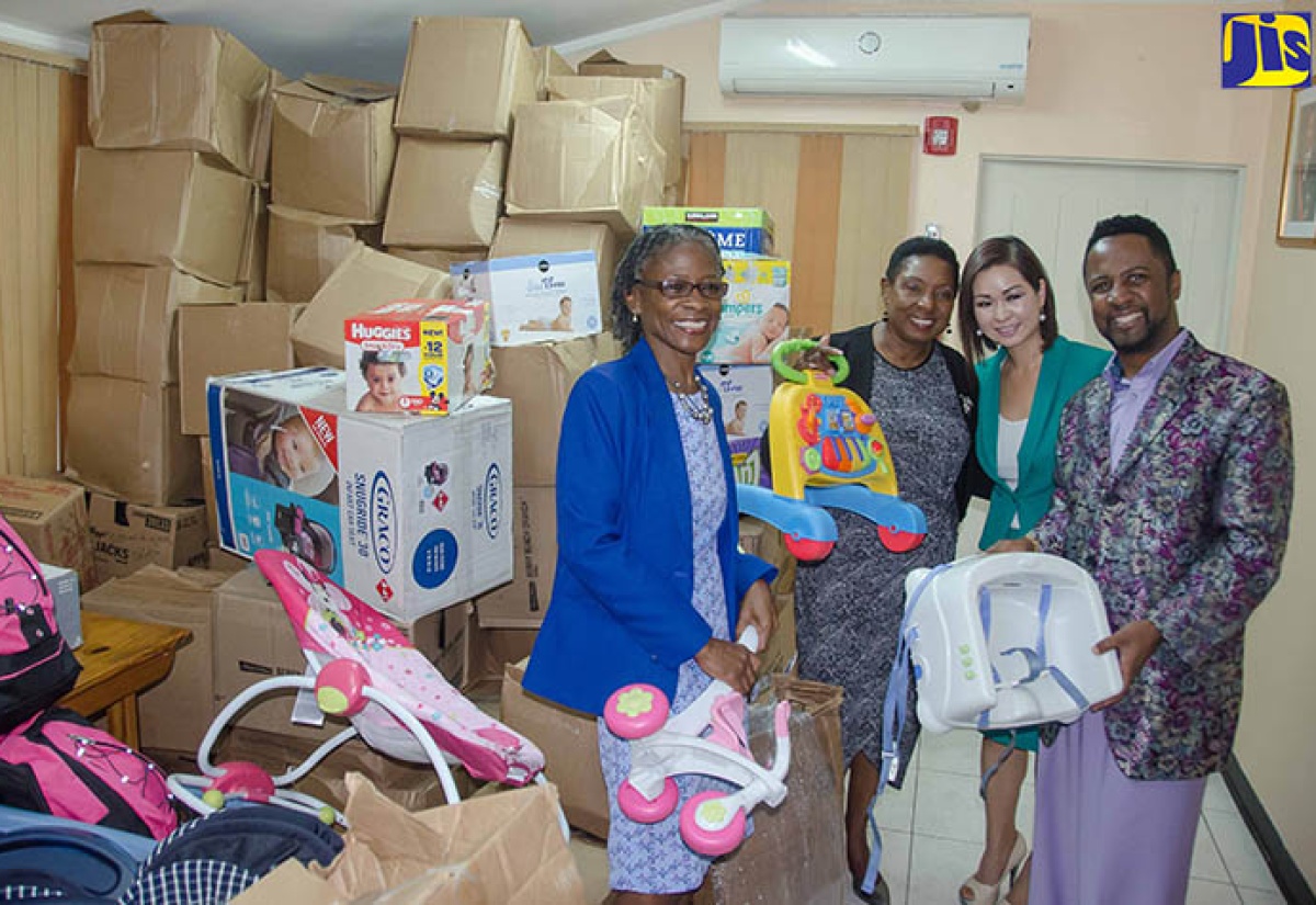 Adolescent Mothers to Benefit from Donation of Baby and School Supplies