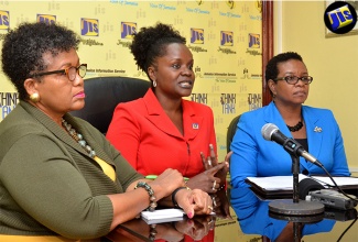 Director of Education Programmes at the Jamaica National (JN) Foundation, Dr. Renee Rattray (centre), provides details about the iLead Summit for school leaders during a JIS Think Tank on July 19. The two-day event will be held from July 25 to 26 at The Jamaica Pegasus hotel, New Kingston. She is flanked by Deputy Chief Inspector of the National Educational Inspectorate (NEI), Bronty Liverpool-Williams (right); and iLead School Improvement Coach and former Principal of Ardenne High School, Esther Tyson (left). 