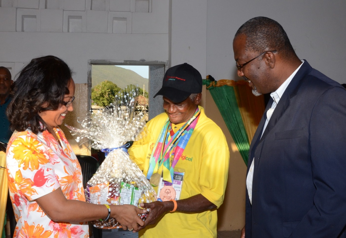 Special Olympians at Golden Age Home Honoured