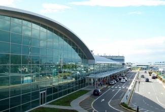 Norman Manley International Airport .