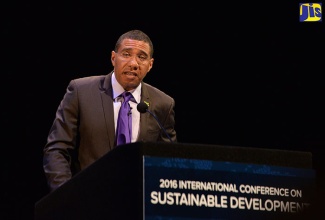 Prime Minister, the Most Hon. Andrew Holness, addresses the 2016 International Conference on Sustainable Development (ICSD) at Columbia University in New York, today (September 21). The ICSD, under the theme ‘Moving Forward: The SDGs in Practice’, brings together members of the research, policy, practice and business communities to share practical solutions for achieving Sustainable Development Goals (SDGs) at local and national levels. The two-day conference is focused on four thematic areas: Innovation in Technology and Governance; Data (data systems, gaps, how to collect); The Science-Policy-Implementation Interface; and Education and Training. The main topics for discussion will be Low Carbon Urban Development; Socially Inclusive Economic Growth; Agriculture, Food Security and Nutrition; and Disaster Resiliency and Adaptation. The Prime Minister is in New York for the United Nations General Assembly.