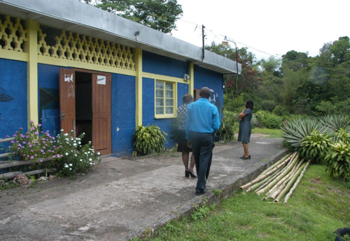 Water Supply Agency Takes on Jacks Hill Primary for Labour Day