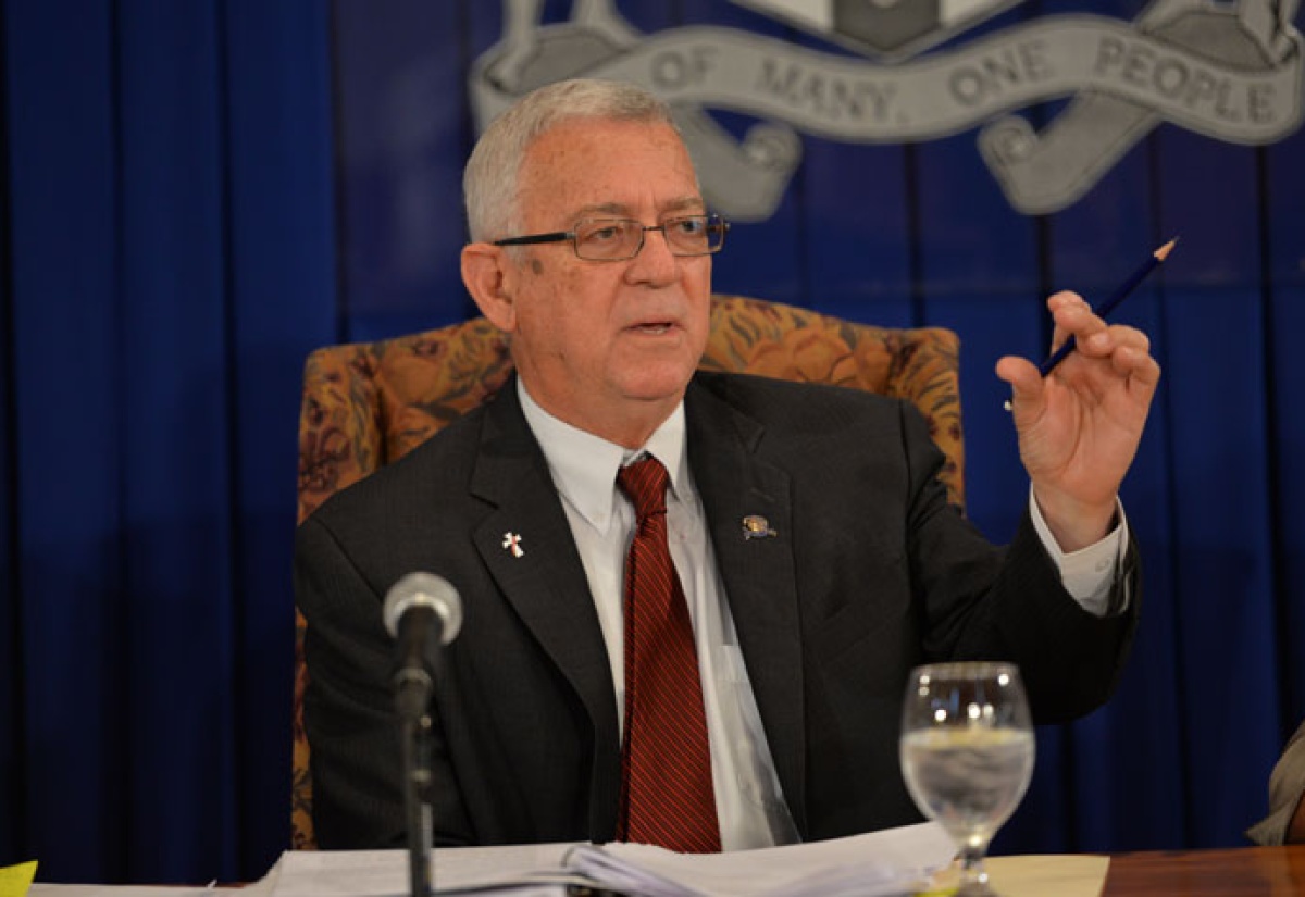 Schools Must Report Inappropriate Teacher/Student Relations – Minister Thwaites